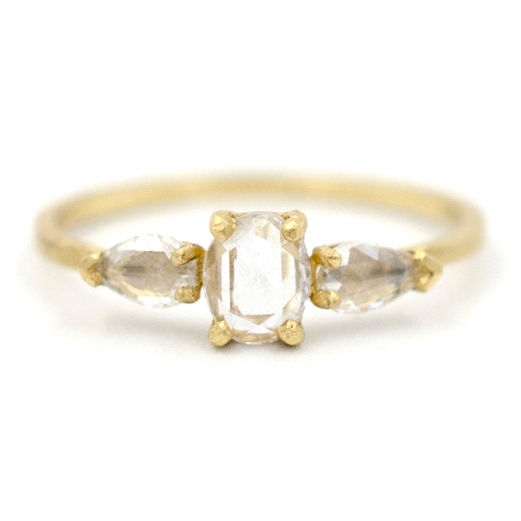 Dainty Engagement Rings NZ: The Design Guide | Four Words